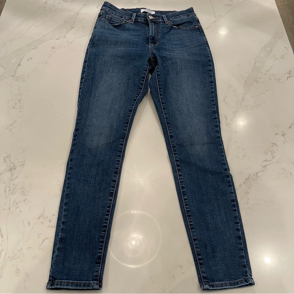 Denizen from Levi's Dark Blue Skinny Jeans - Picture 1 of 15